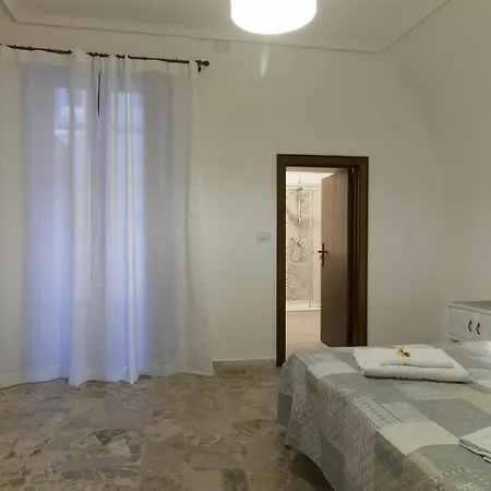 La Casa Dei Lilla Apartment *