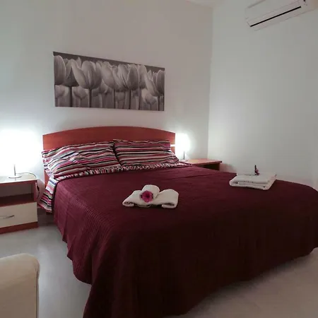 Apartment La Casa Dei Lilla Ragusa